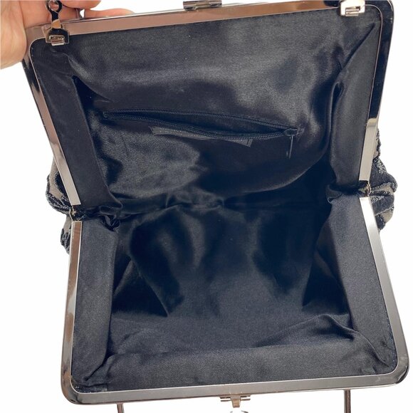 Vintage Shakeels Concepts Black Elegant Beaded Kiss lock shell shape bag - Picture 7 of 11